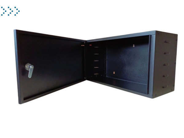 Корпус металлический для аккумуляторов 250х450х195мм